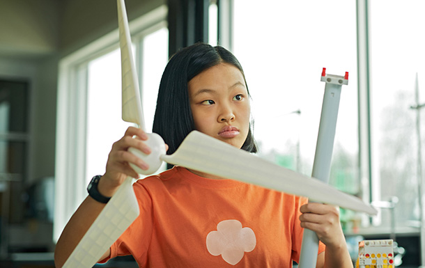 girl making windmill stem activity